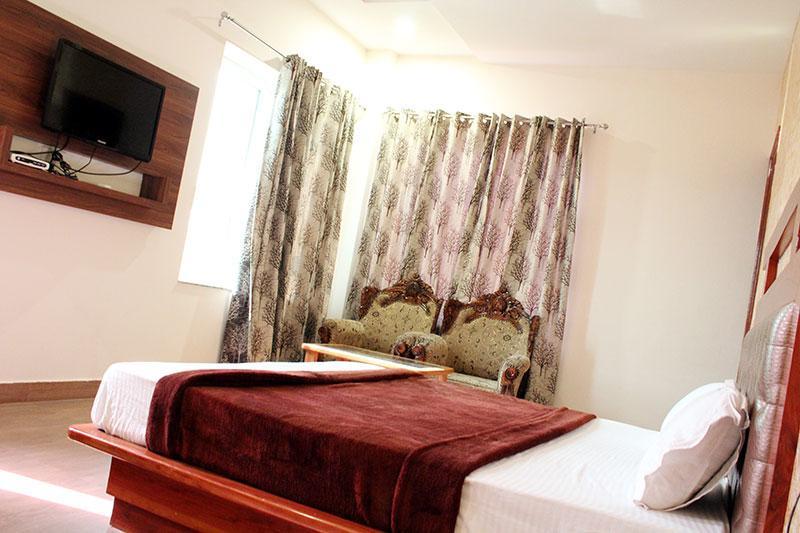 Grace Hotel Karnāl Екстериор снимка