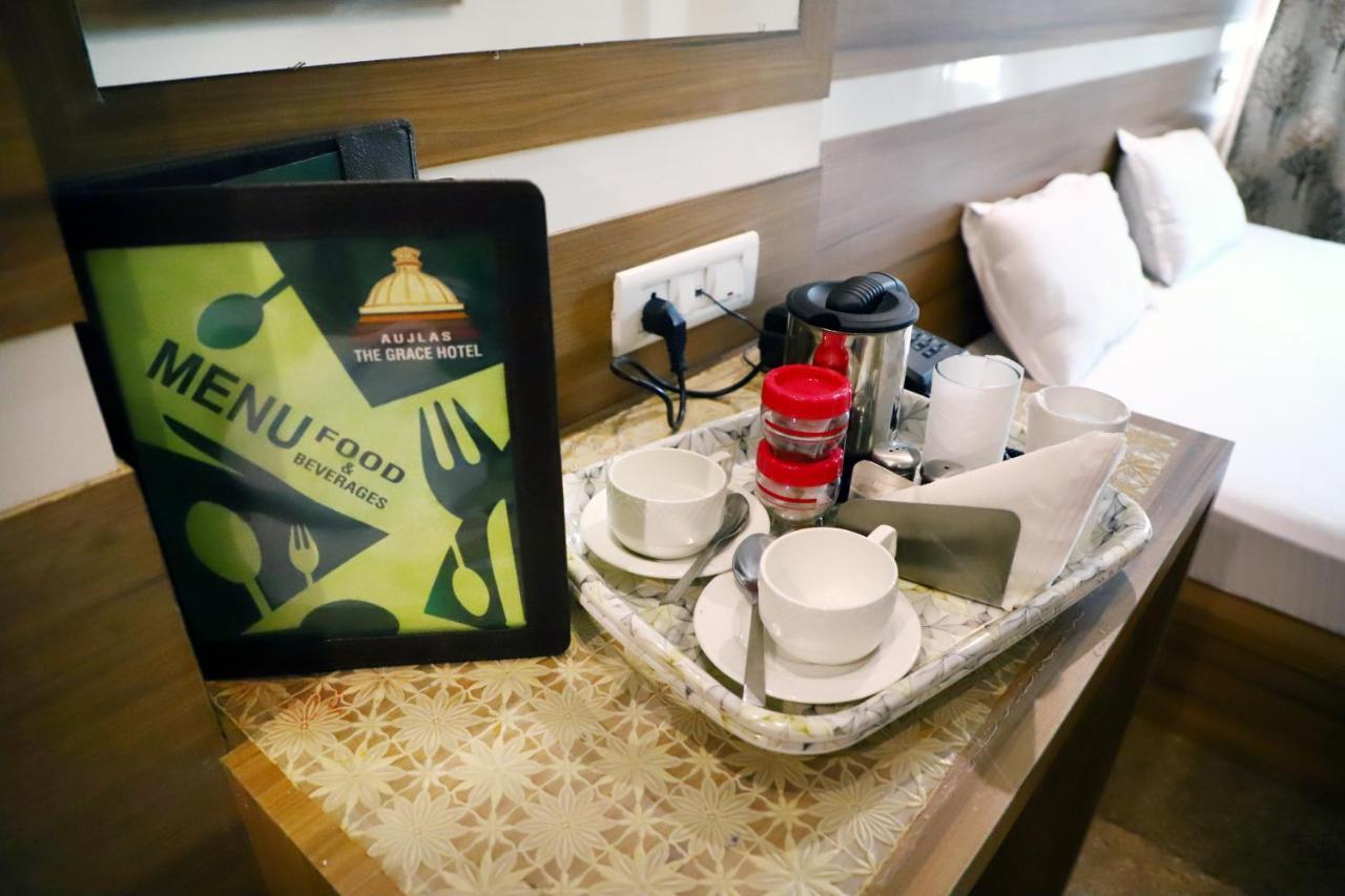 Grace Hotel Karnāl Екстериор снимка
